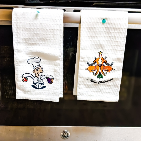 Chef White Kitchen Towel - Picture 2 of 3